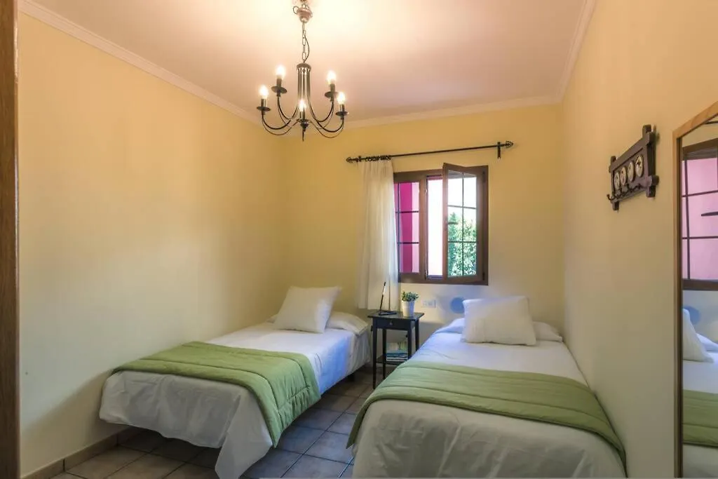 Vivienda Vacacional La Finca Los Palmitos 0*,  Spain